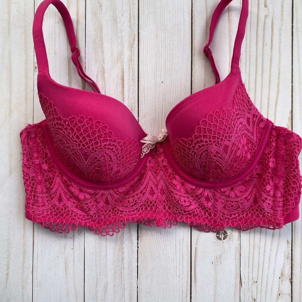 Victoria’s Secret lined Demi bra